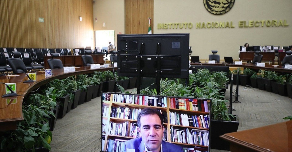 El consejo general del INE sesión de manera virtual