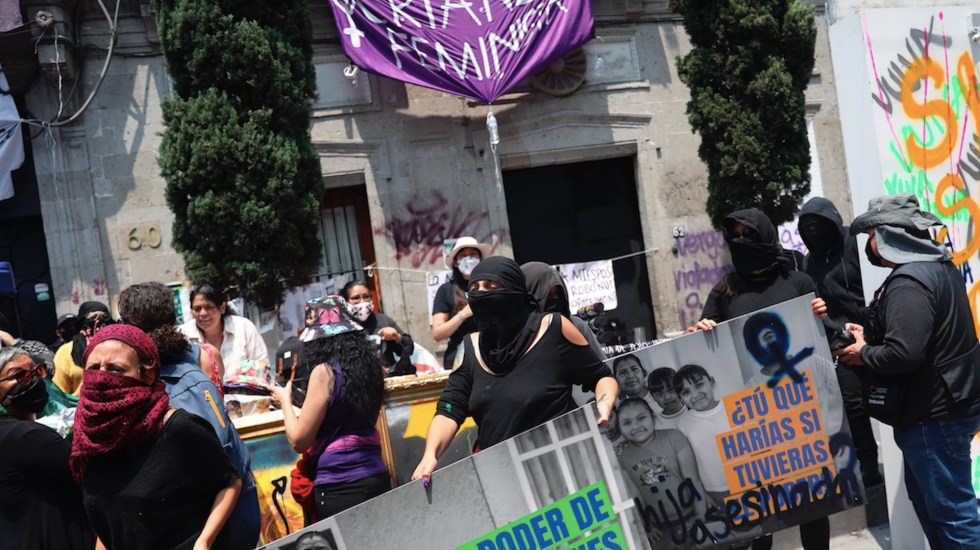 toma-de-la-cndh