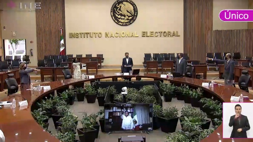 toma-de-protesta-de-nuevos-consejeros-del-ine