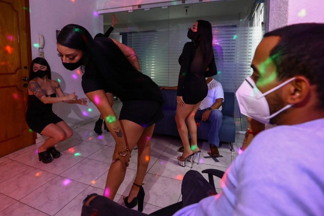 Table dance