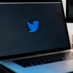 twitter-suspende-mas-de-70-mil-cuentas-con-contenido-sobre-qanon-foto-unsplash