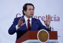 PRI exige renuncia de Mario Delgado ante recorte de calendario de la SEP; acusa rezago en millones de estudiantes