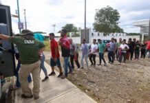 Exhiben freno a INM por obras de AMLO