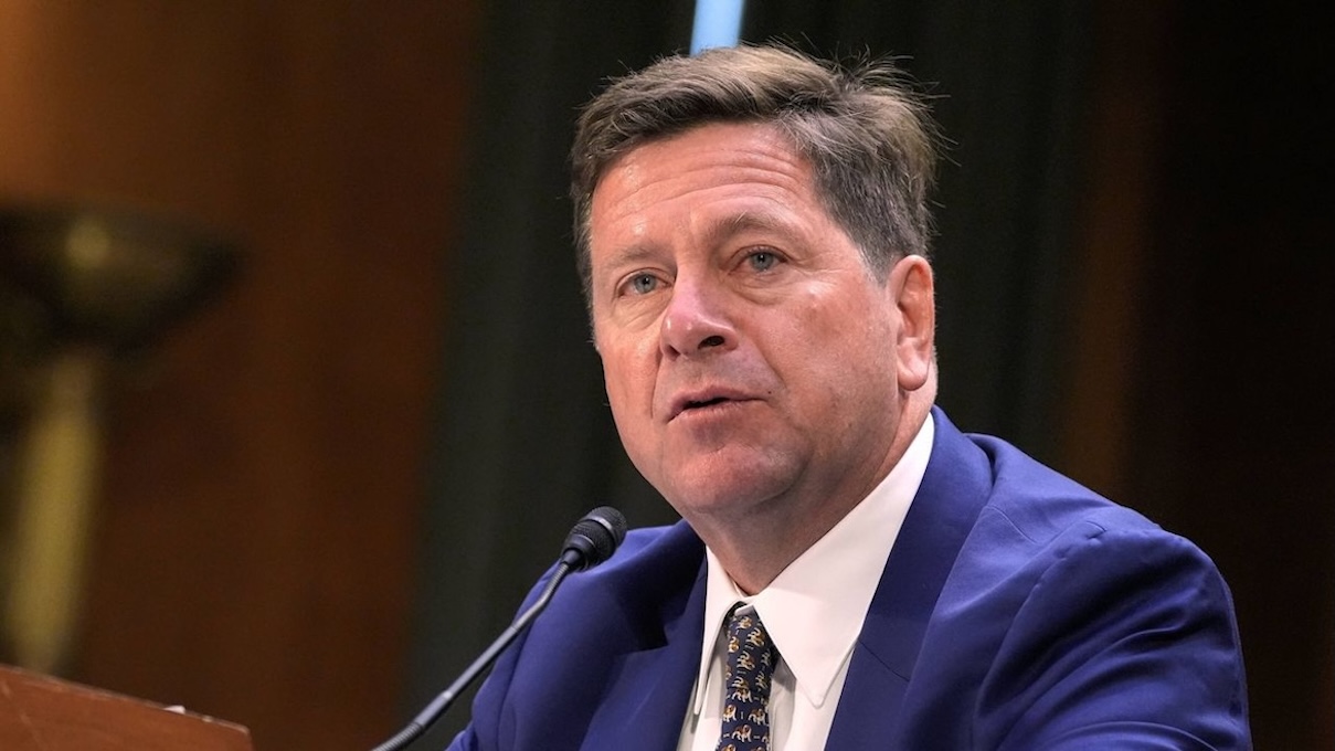 fiscal-jay-clayton-1