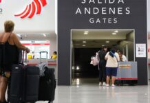 Así reclutan jóvenes en Jalisco: falsas ofertas de trabajo, WhatsApp y viajes desde la Central Camionera