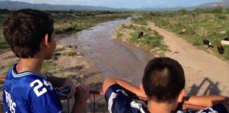 A 12 años del derrame de residuos tóxicos que dejó Grupo México, inician remediación en el río Sonora